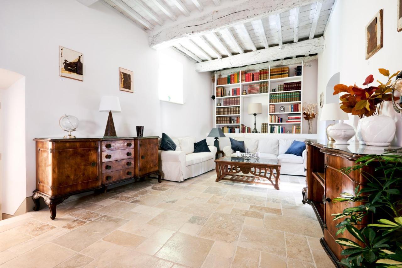 Bed and Breakfast Palazzo Pio III - Residenza D'Epoca Sarteano Exterior foto