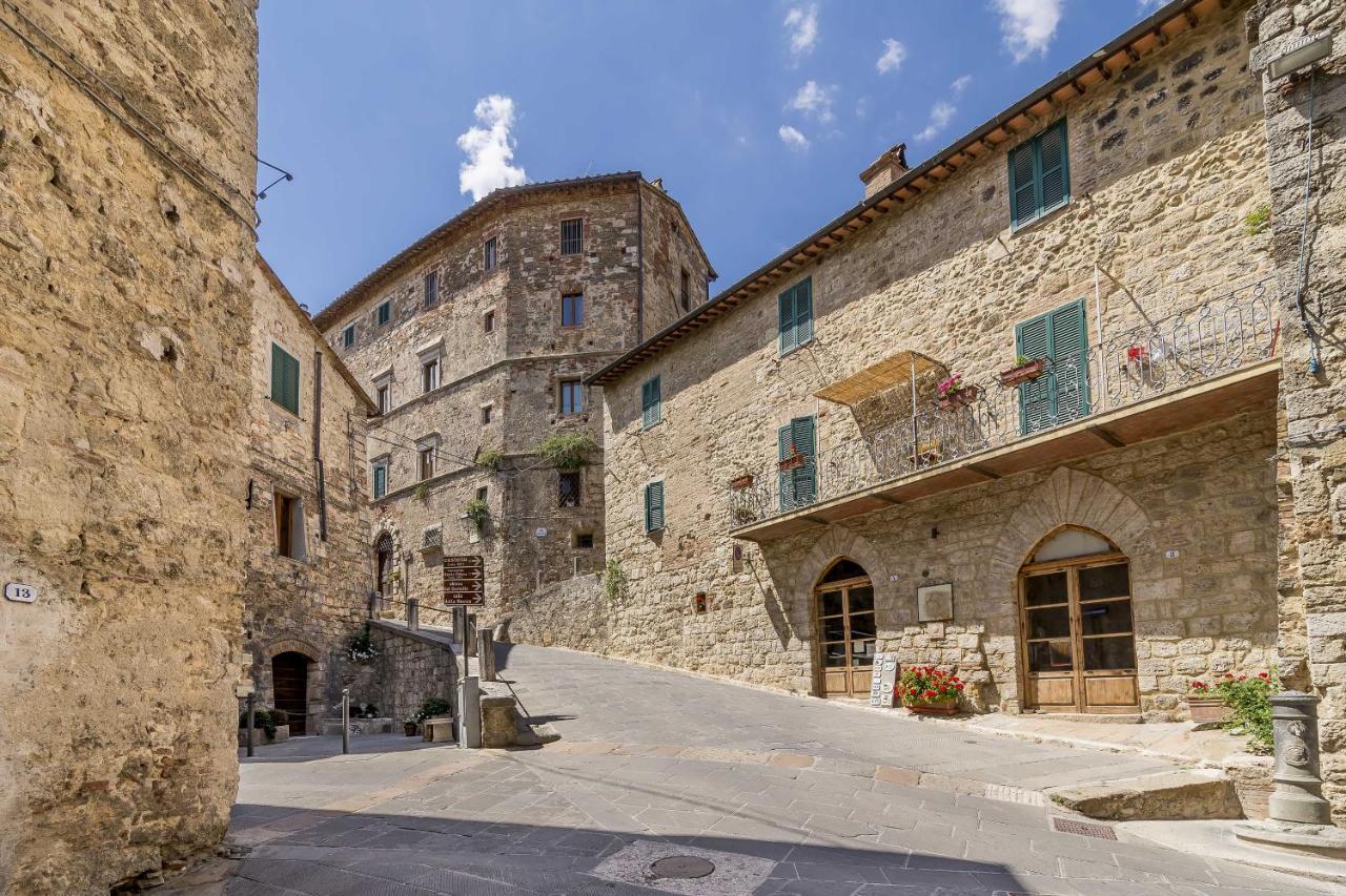 Bed and Breakfast Palazzo Pio III - Residenza D'Epoca Sarteano Exterior foto