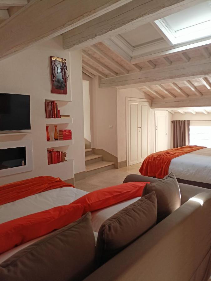 Bed and Breakfast Palazzo Pio III - Residenza D'Epoca Sarteano Exterior foto